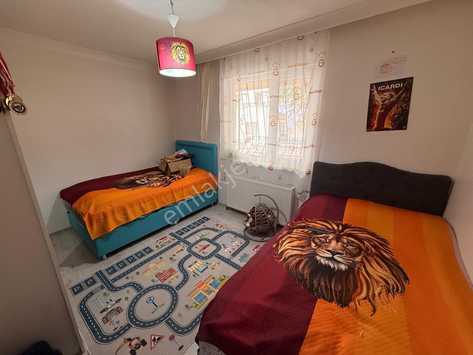 Keçiörende 3+1 Geniş Kafkaslarda İskanlı Düz Giriş Kök Tapu - Görsel 34