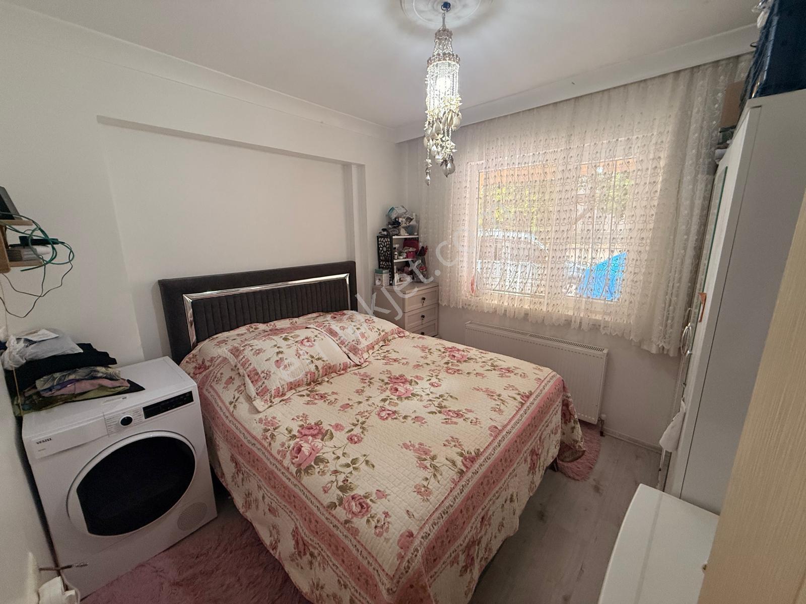 Keçiörende 3+1 Geniş Kafkaslarda İskanlı Düz Giriş Kök Tapu - Görsel 15