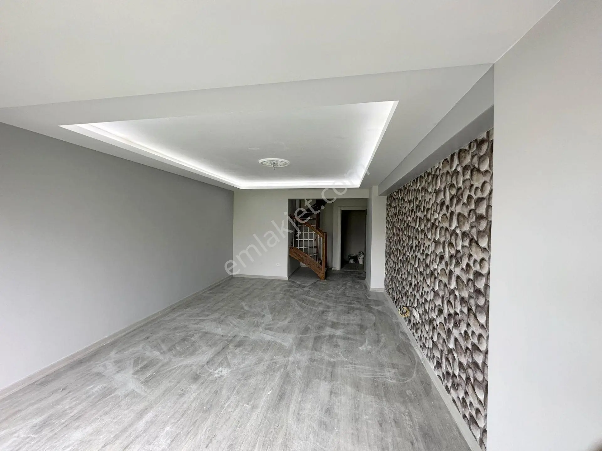 Müslüm Emlaktan Ambarlıda 4+2 Deniz Manzaralı Otoparklı Dublex - Görsel 4