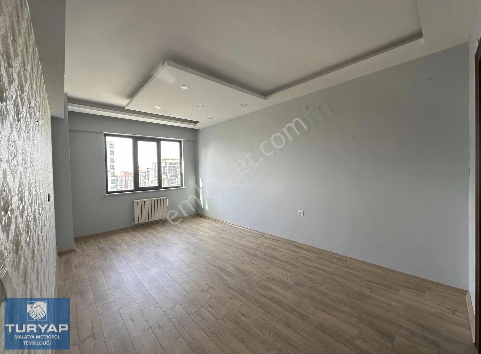 Turyap Metropolden Tecde Güngör Cad 4+1 Kiralık Daire - Görsel 4