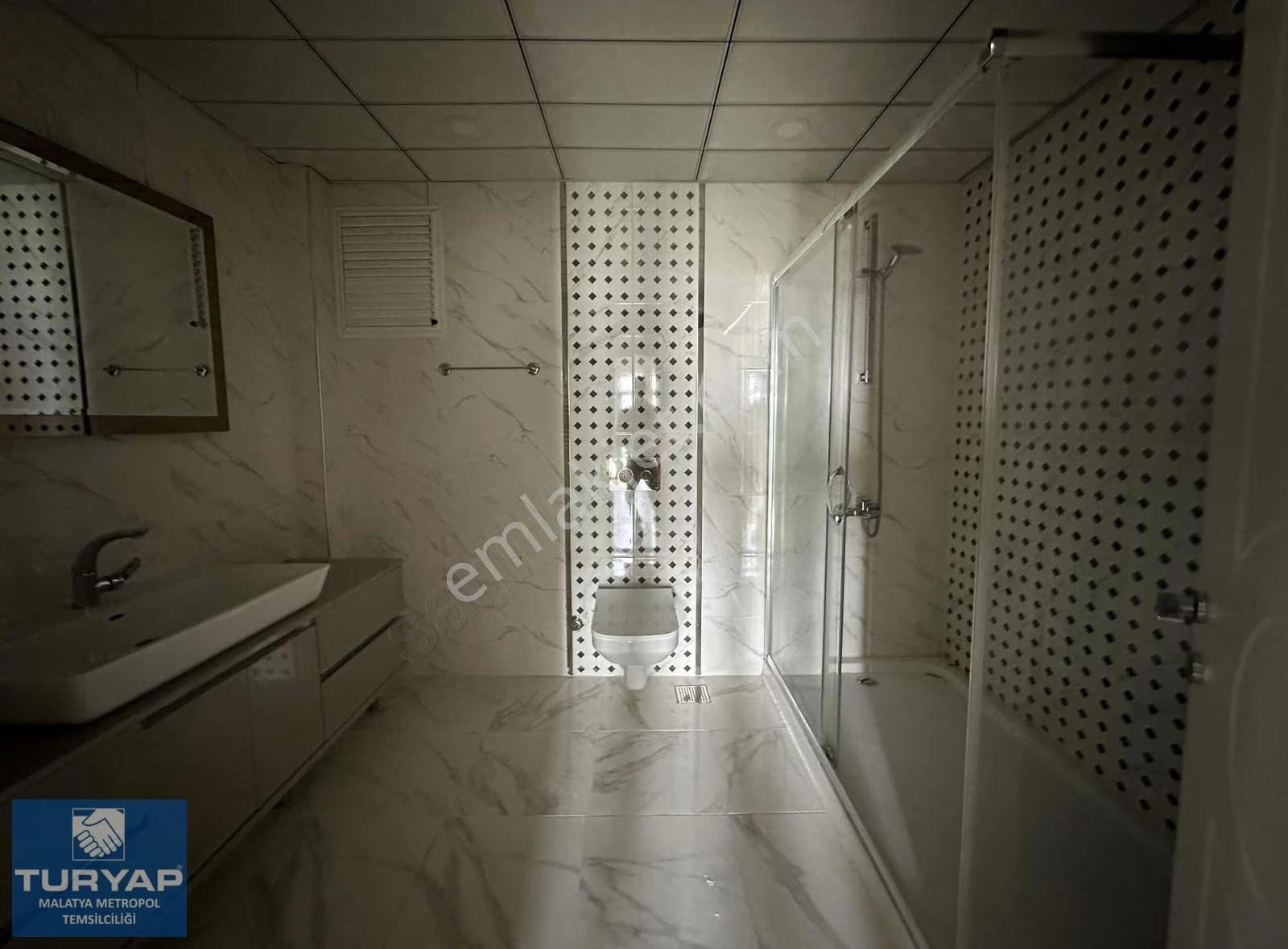 Turyap Metropolden Tecde Güngör Cad 4+1 Kiralık Daire - Görsel 23