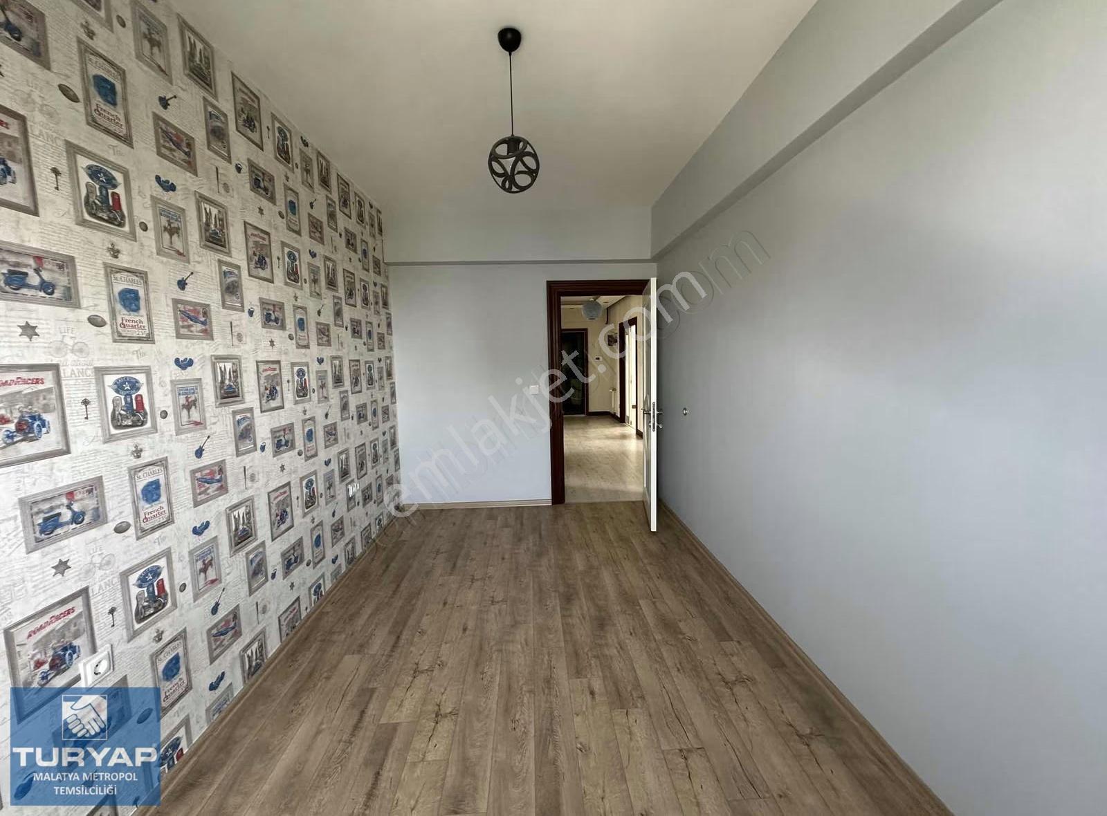 Turyap Metropolden Tecde Güngör Cad 4+1 Kiralık Daire - Görsel 7