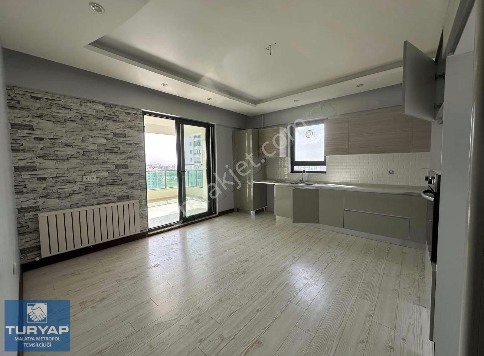 Turyap Metropolden Tecde Güngör Cad 4+1 Kiralık Daire - Görsel 19