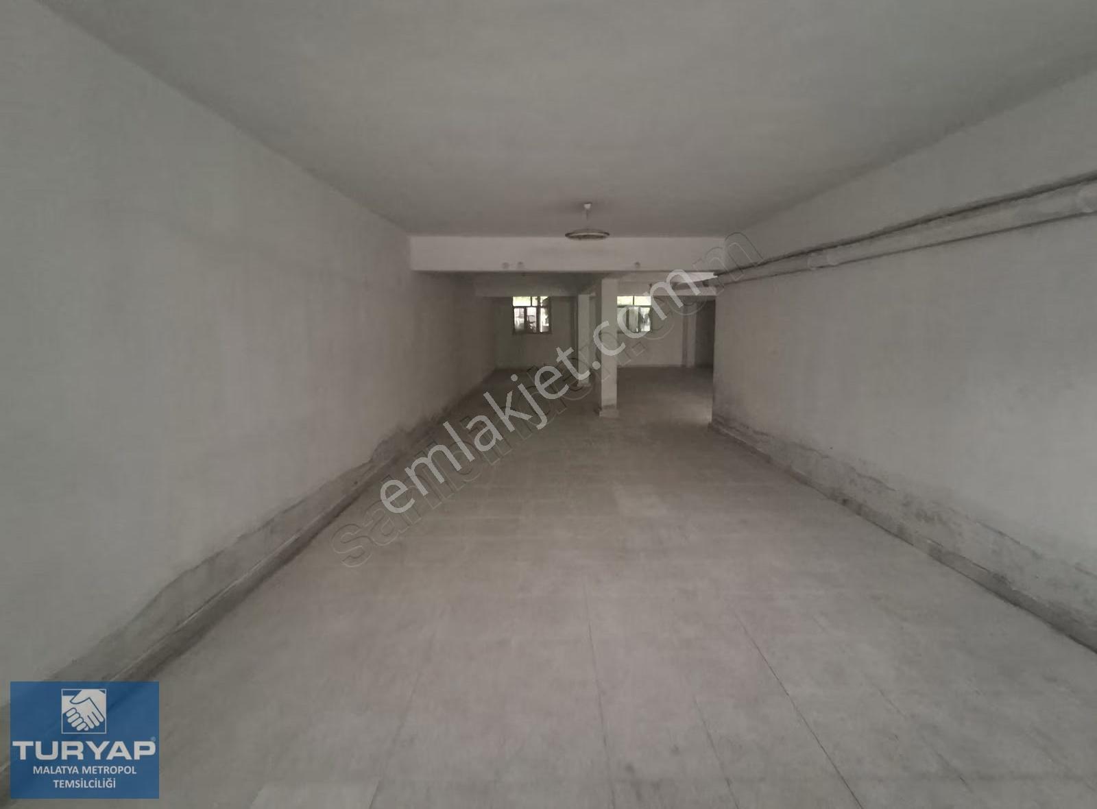 Turyap Metropolden Mimar Sinan Ceddesinde 150 M² Kiralık Depo - Görsel 6