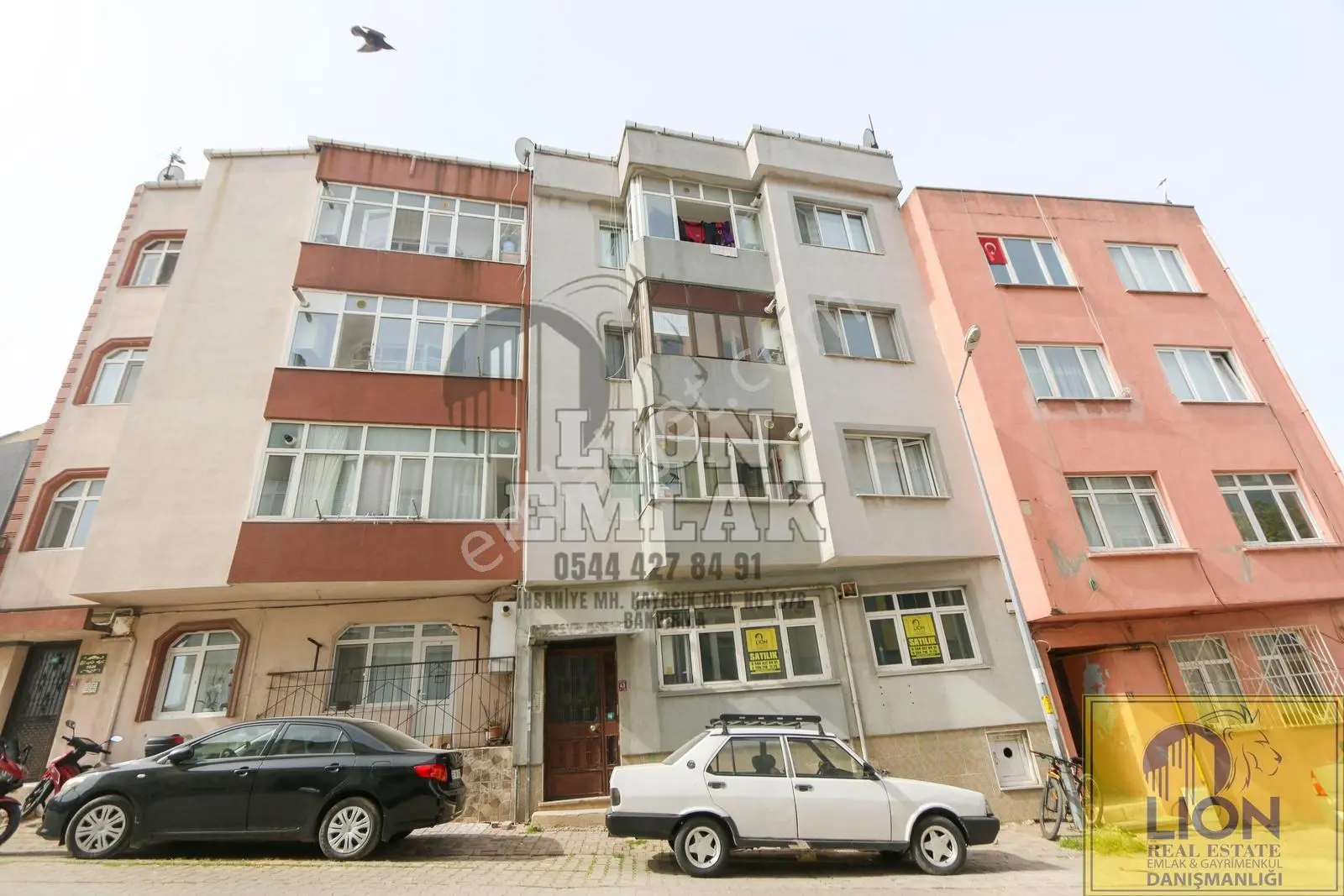 Lıon Emlak'tan Sunullah'ta 2+1 Merkezi Konumda Fırsat Daire
