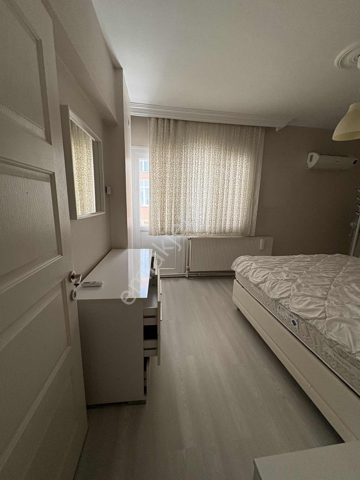 Bayraklı Yüzbaşı İbrahim Hakkı Cd.eşyalı 3+1 Kiralık Daire - Görsel 14
