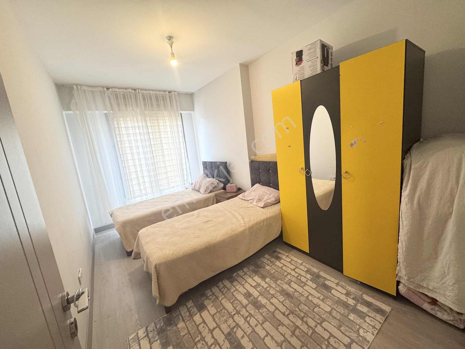 Yoldaş İnş Satılık 3+1 130 M2 11.kat Otoparklı Sitede Daire - Görsel 3