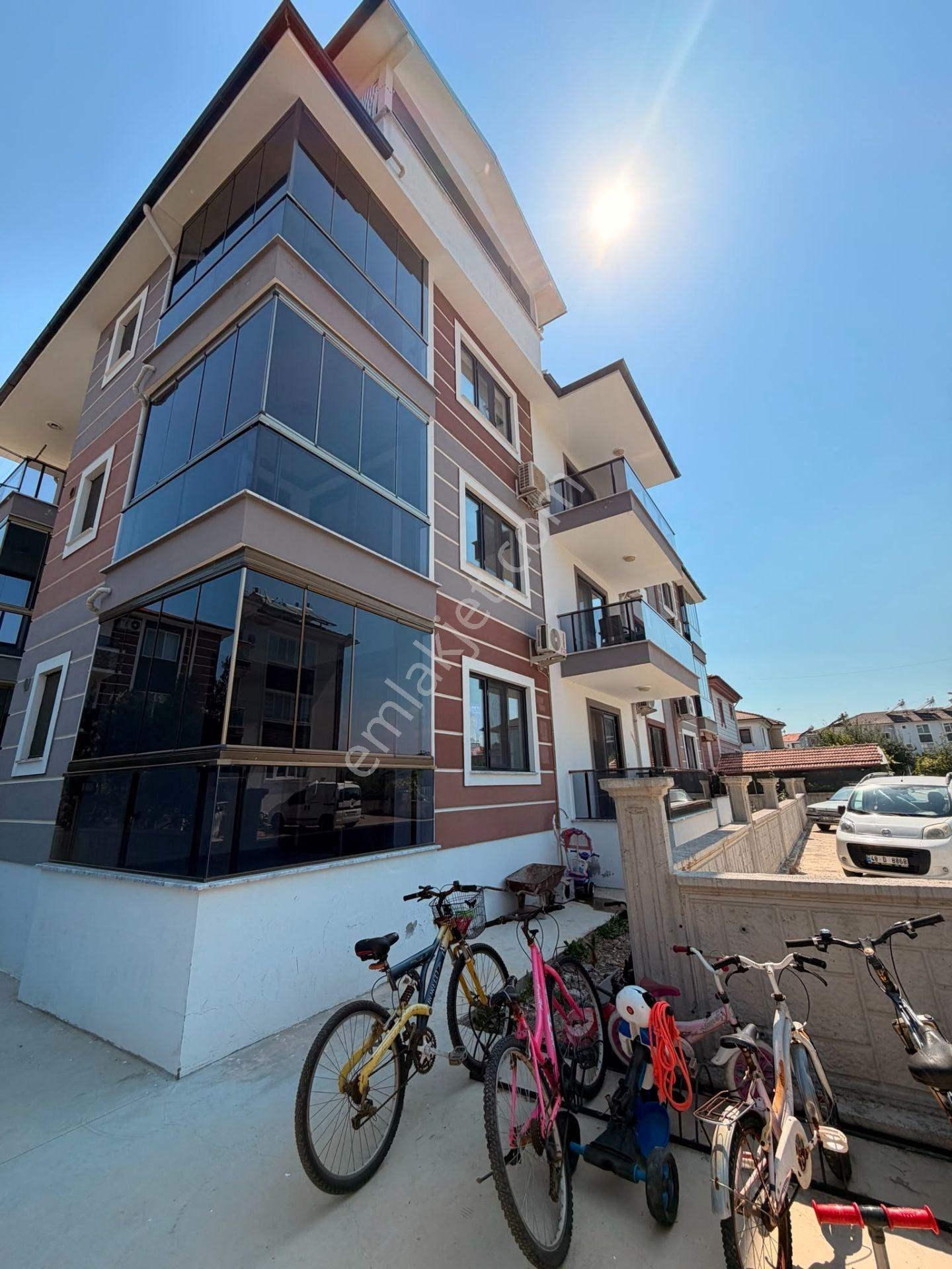 Dalaman Hürriyet Mevki'nde Otoparklı Ve Cam Balkonlu 2+1 Kiralık