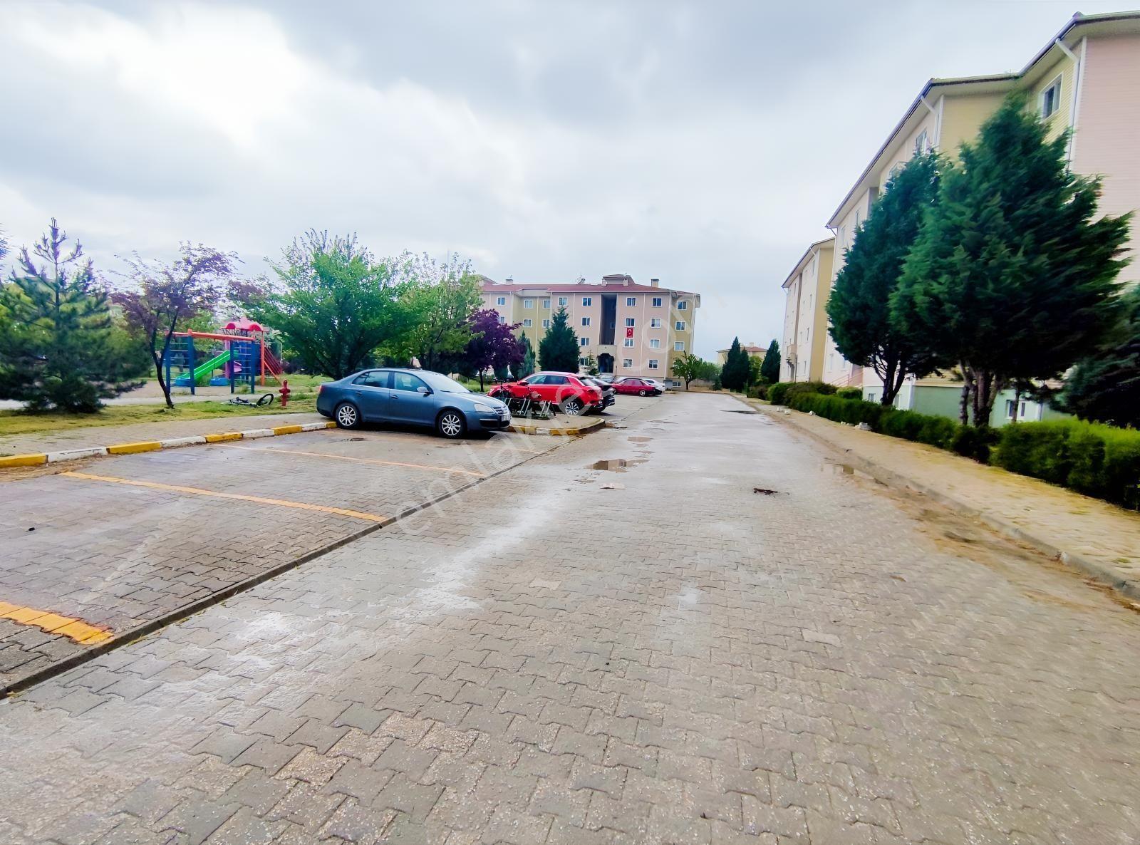 Yaşamkentte, Bulvar Üstü, Site İçi, Kiralık 3+1 Daire - Görsel 7