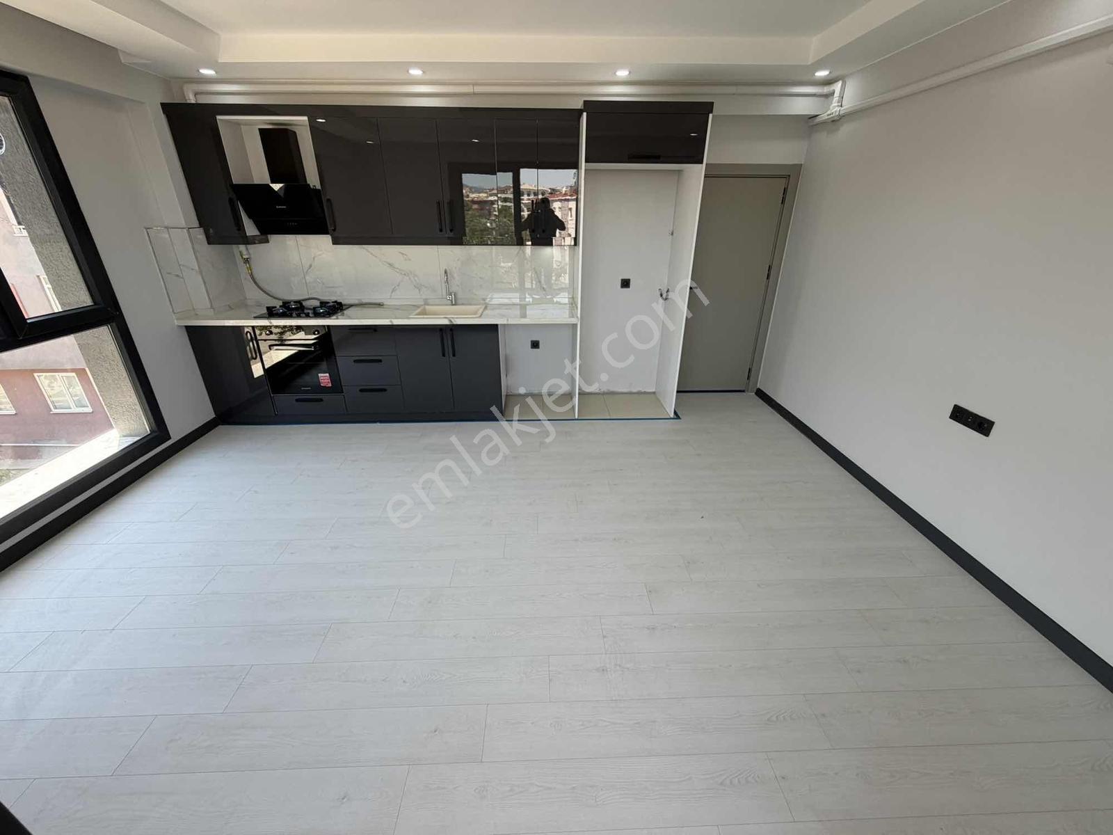Onmax Bahçelievle'de Satılık Sıfır 1+1 70 M2 Doğalgazlı Daire - Görsel 28