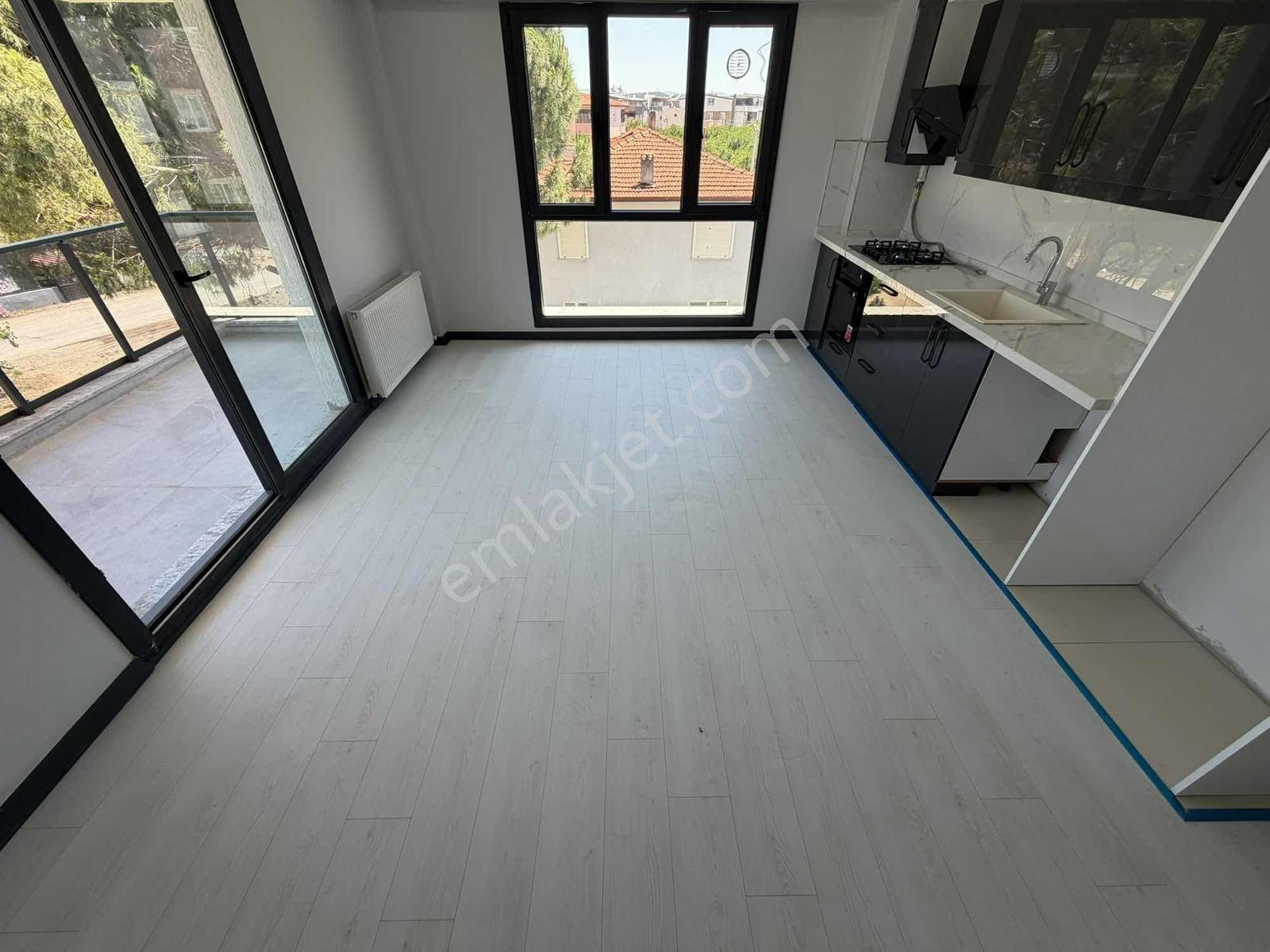 Onmax Bahçelievle'de Satılık Sıfır 1+1 70 M2 Doğalgazlı Daire - Görsel 2
