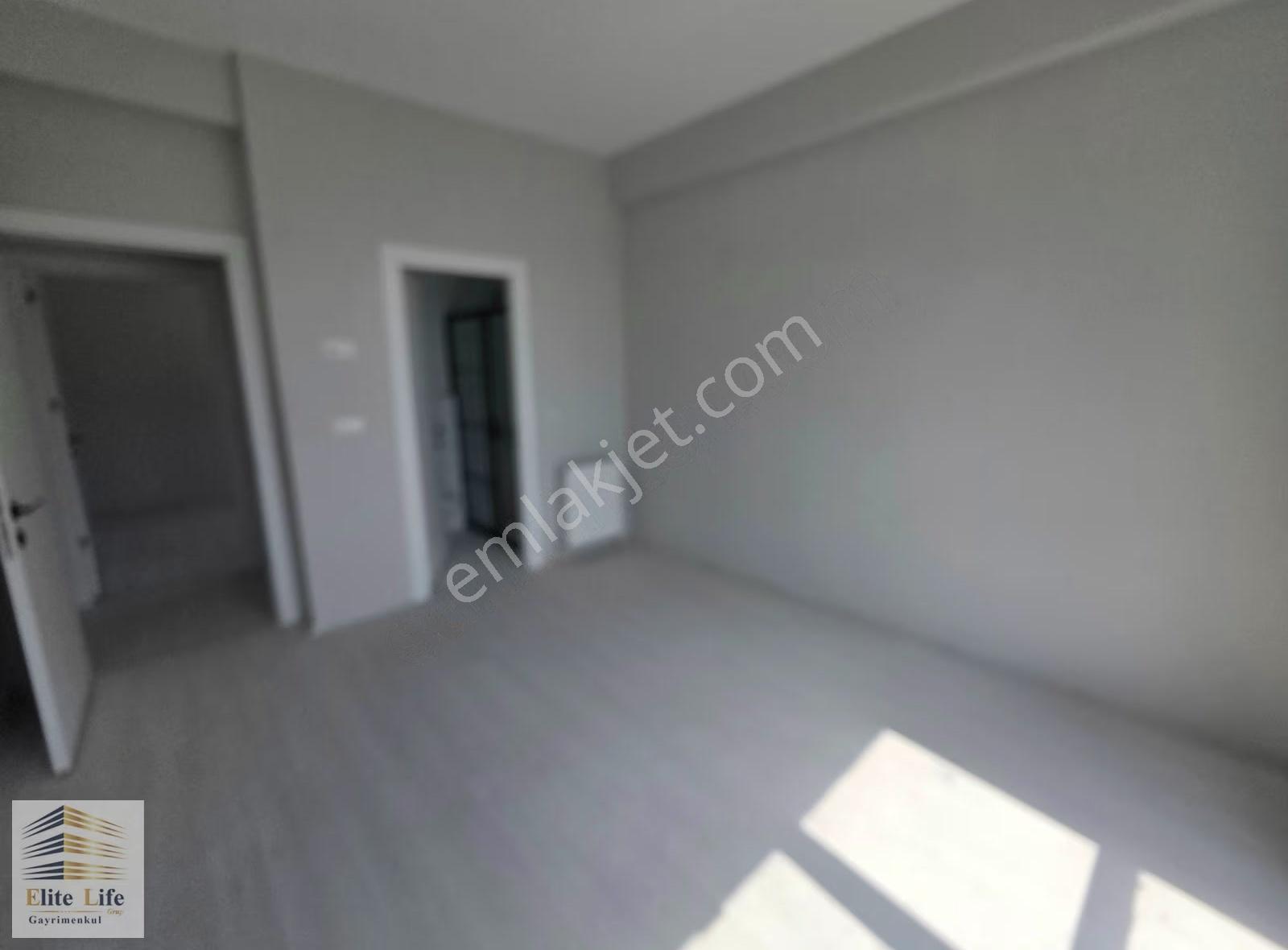 Kapalı Havuzlu Sitede Ebeveyn Banyolu, Otoparklı, Sıfır 3+1 Lüks - Görsel 8
