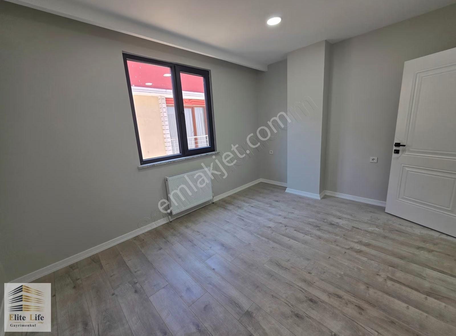 Çekmeköy Merkez Mh.kapalı Otoparklı Butik Site 3+1 Ara Kat Daire - Görsel 16