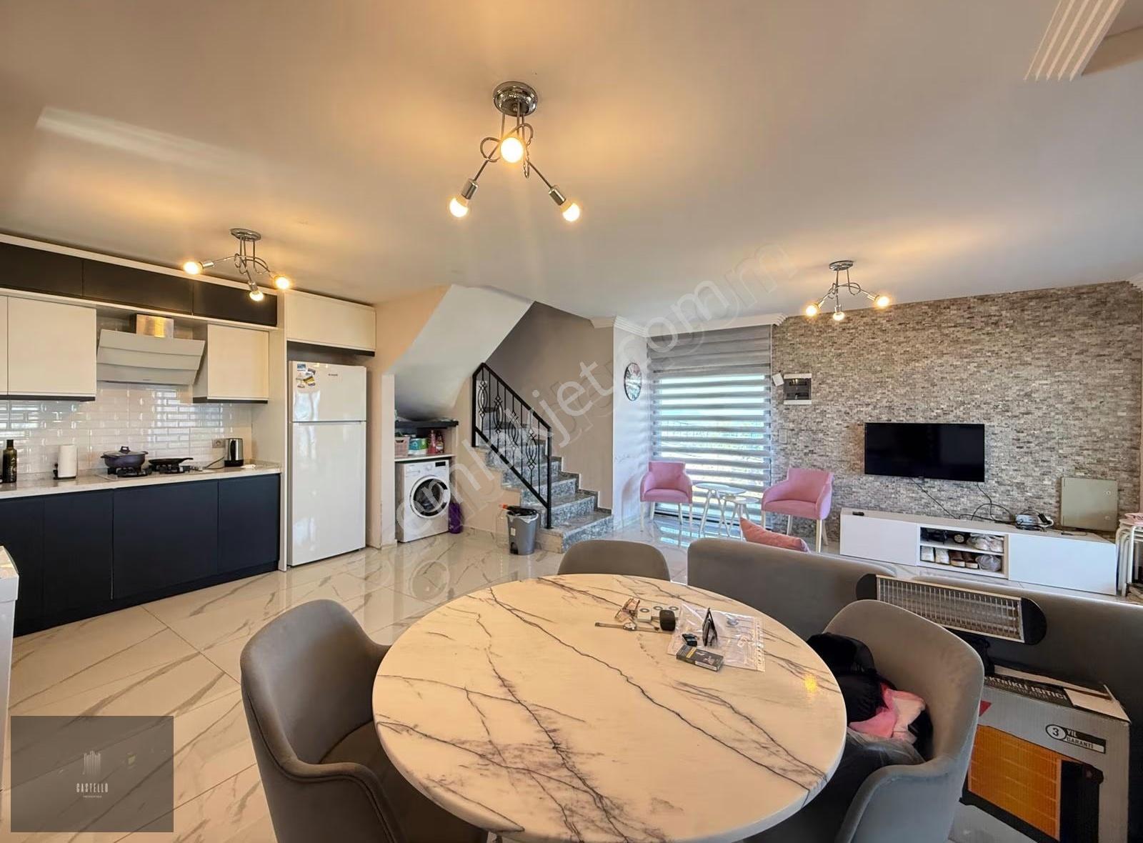 Gündoğan'da Deniz Manzaralı, Tripleks Villa (3+1, 200m² Net) - Görsel 16