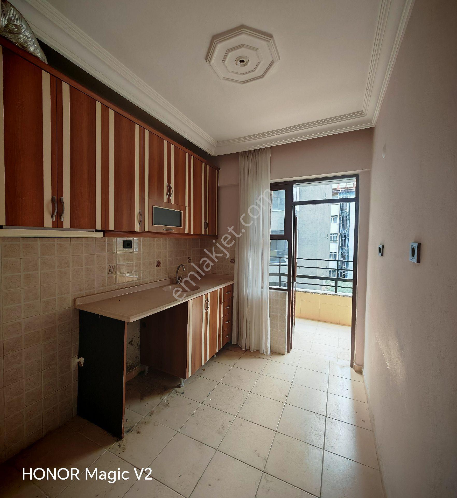 Alanya Damlataş Kleopatra’da, Denize 5 Metre Mesafede 2+1 Kiralık Daire - Görsel 6