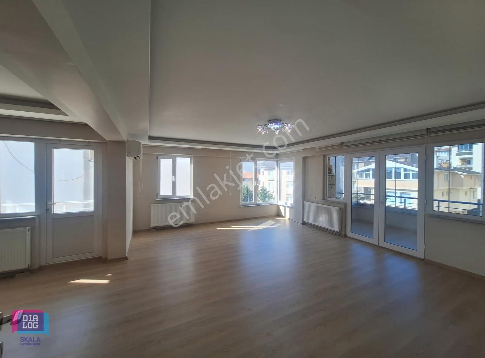 Dialog Skala Akpınar Mh'de Satılık Geniş 4+1/5+1 Dubleks Daire - Görsel 2