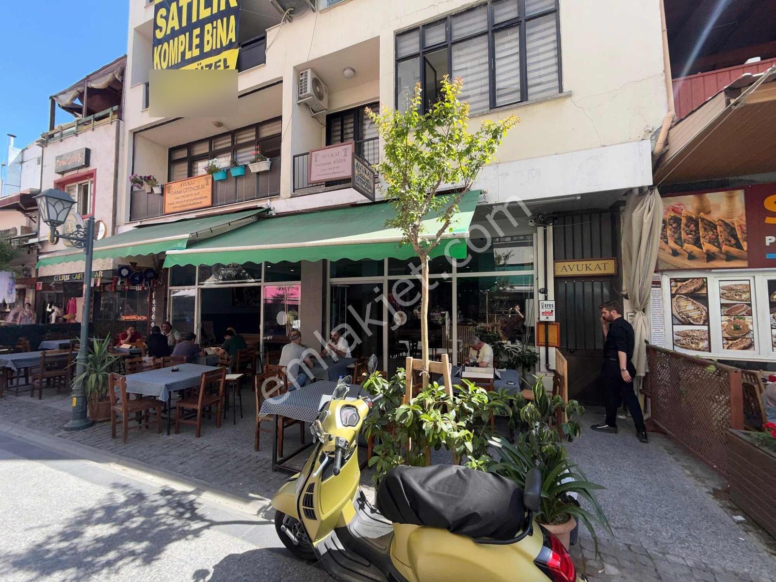 Selçuk Çarşıda Satılık Komple Bina - Görsel 16