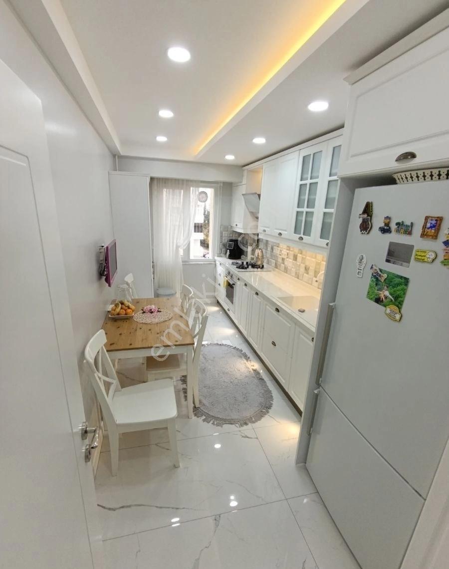 Esenyurt Barbaros Da 3+1 Daire 150 M2 Site De 22 Yıllık - Görsel 33