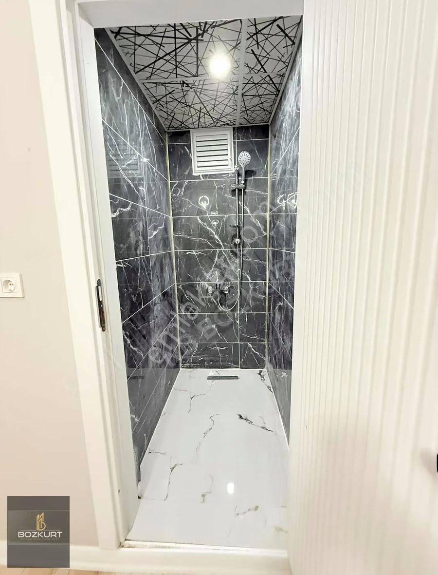 Kapaklı'da Teras Balkonlu, 90m² 3+1 Giriş Daire - Görsel 2