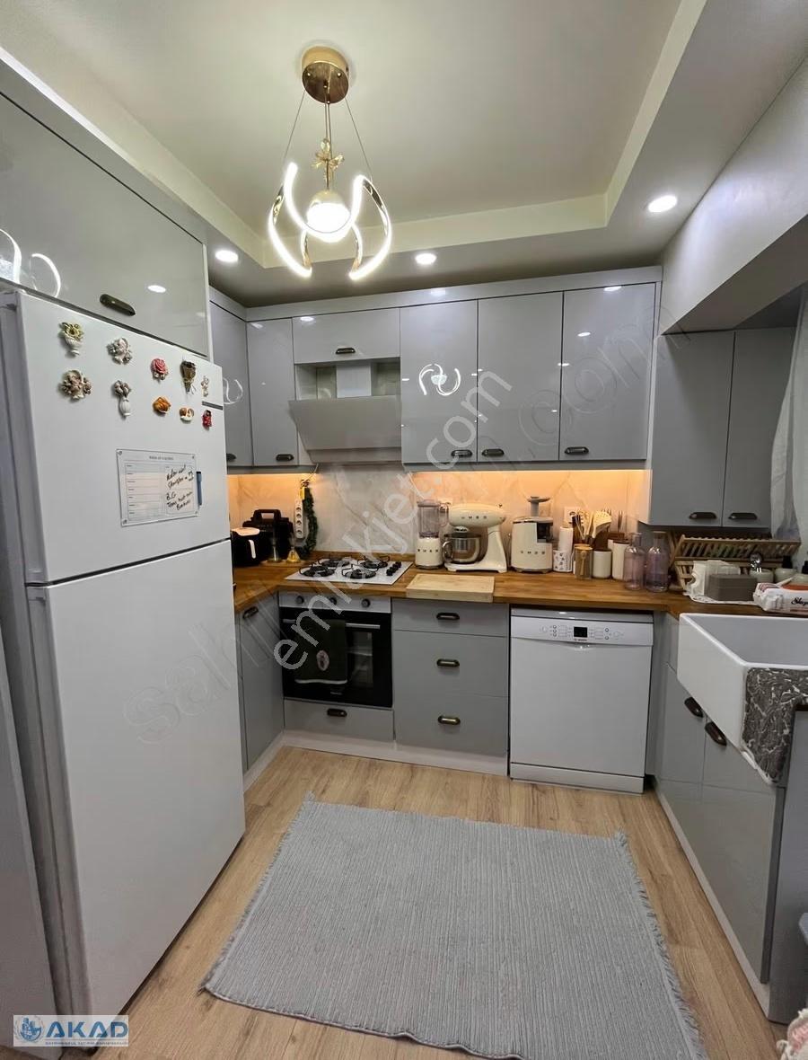 Güzelyalı'da Park Cepheli 3+1 Full Tadilatlı - Görsel 19