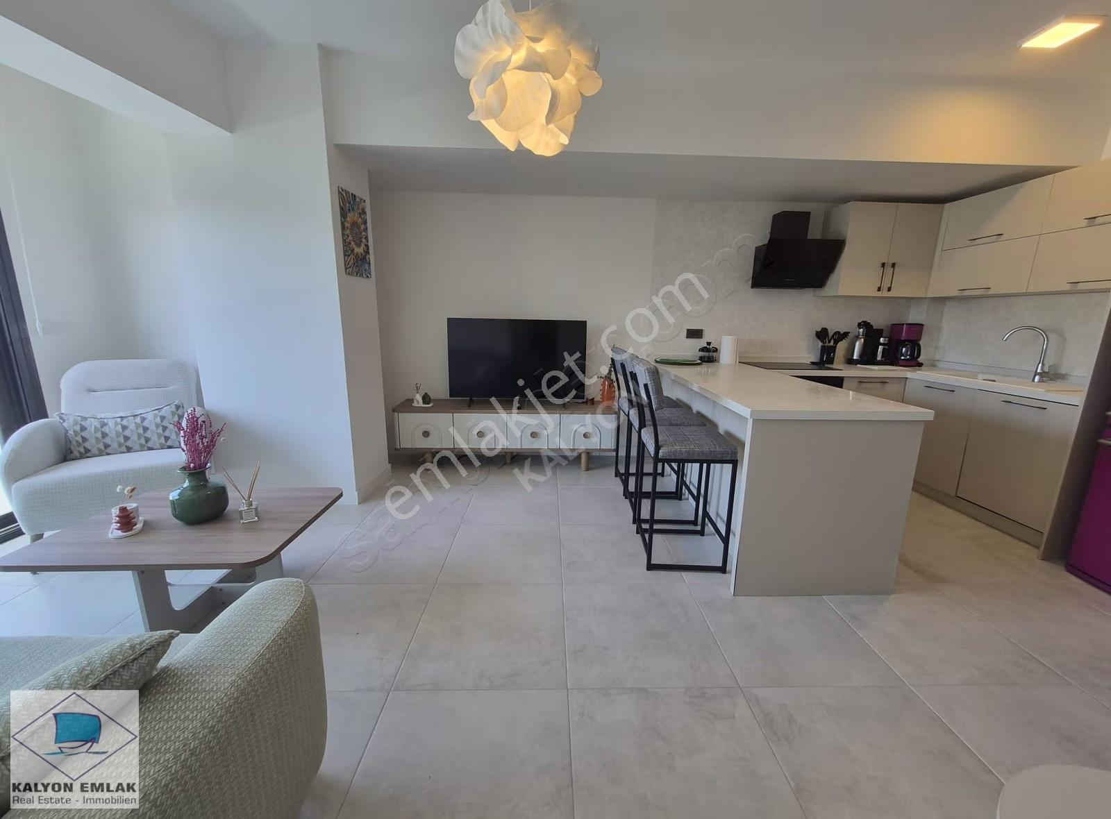 Çeşme Ilıca'da Kiralık Denize Yakın, Eşyalı 3+1 Daire - Görsel 11
