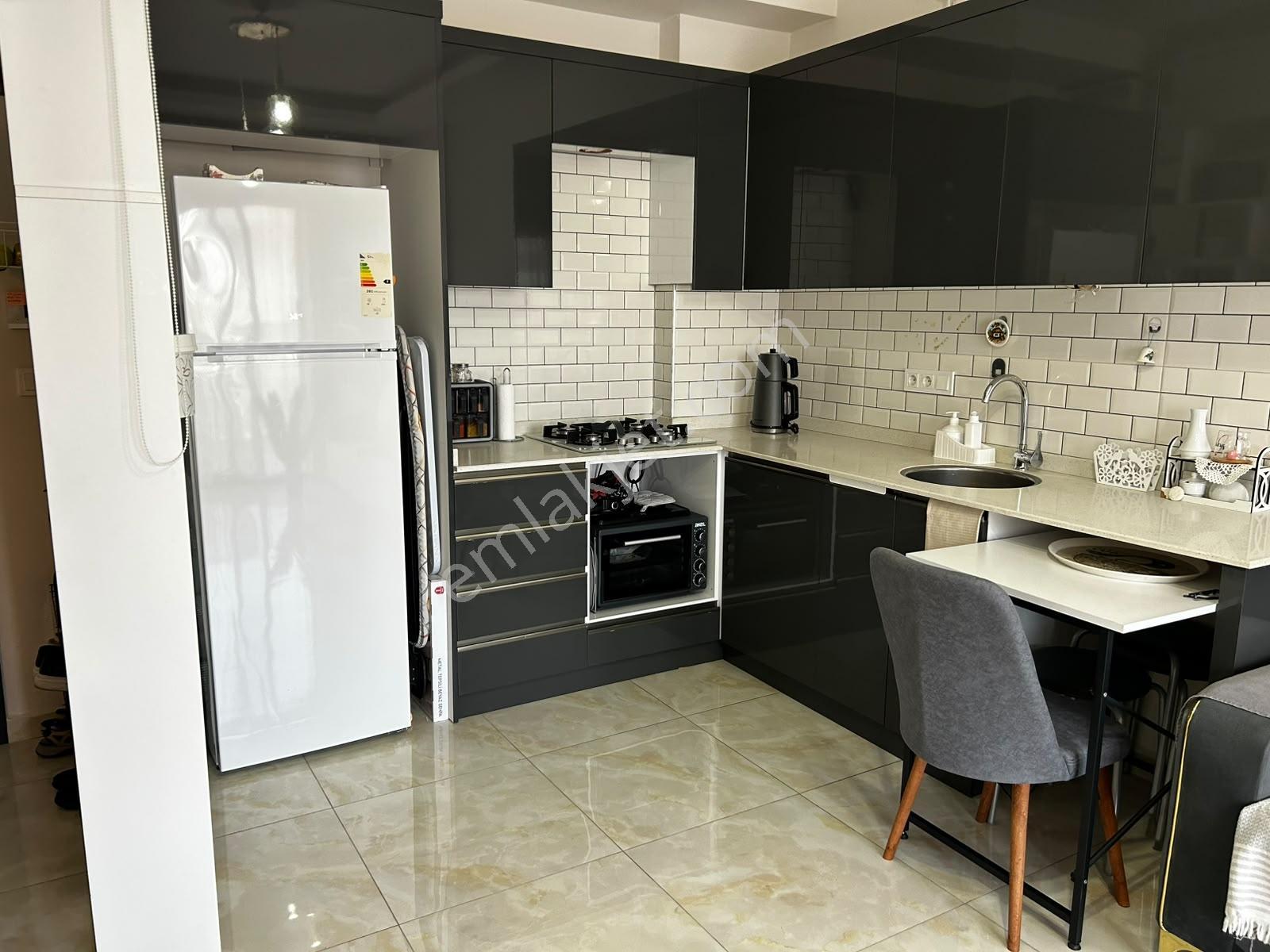 Oba Rönesans Sitesinde 1+1 Full Eşyalı Kiralık Daire - Görsel 3