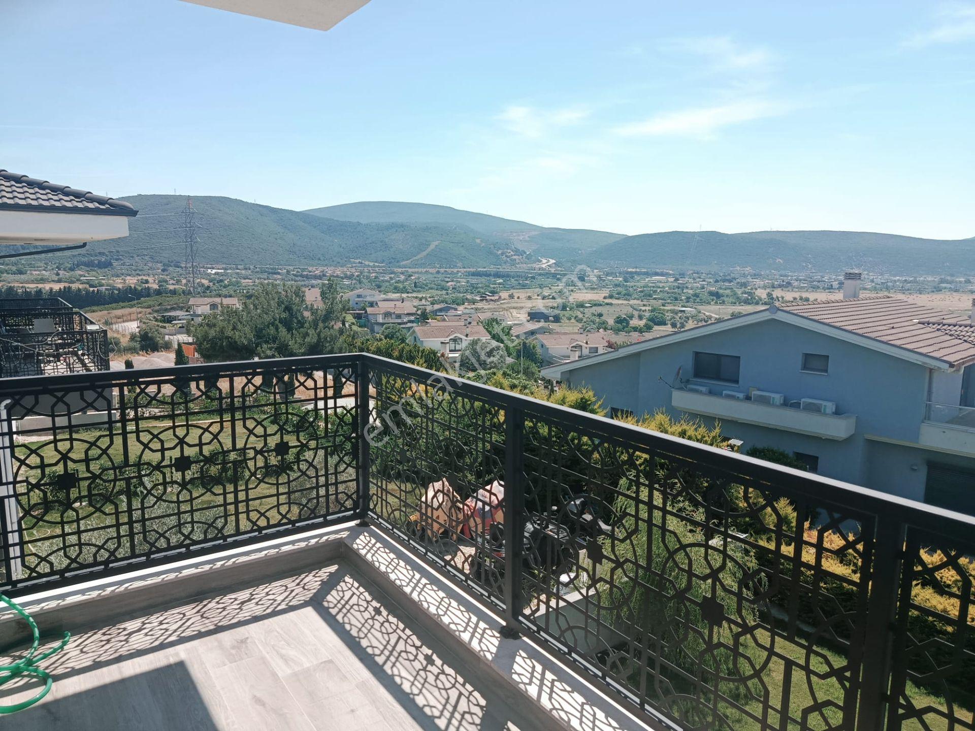 Urla İçmelerde Deniz Manzaralı Lux Yapılı Müstakil Villa - Görsel 31