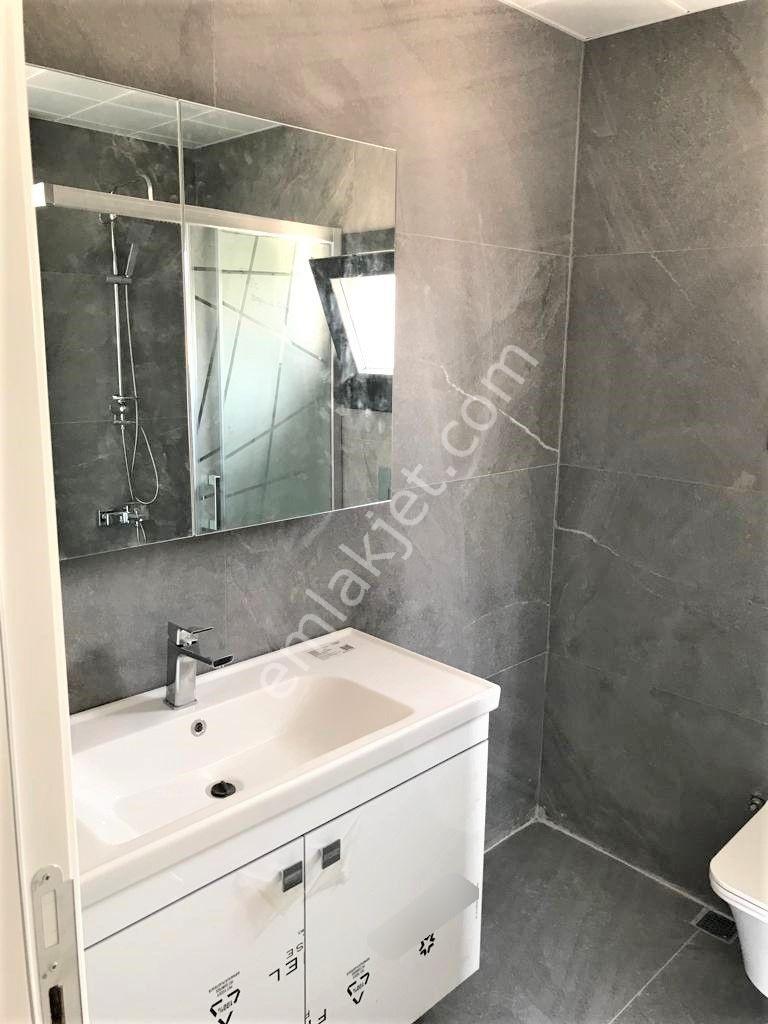 Urla İçmelerde Deniz Manzaralı Lux Yapılı Müstakil Villa - Görsel 15