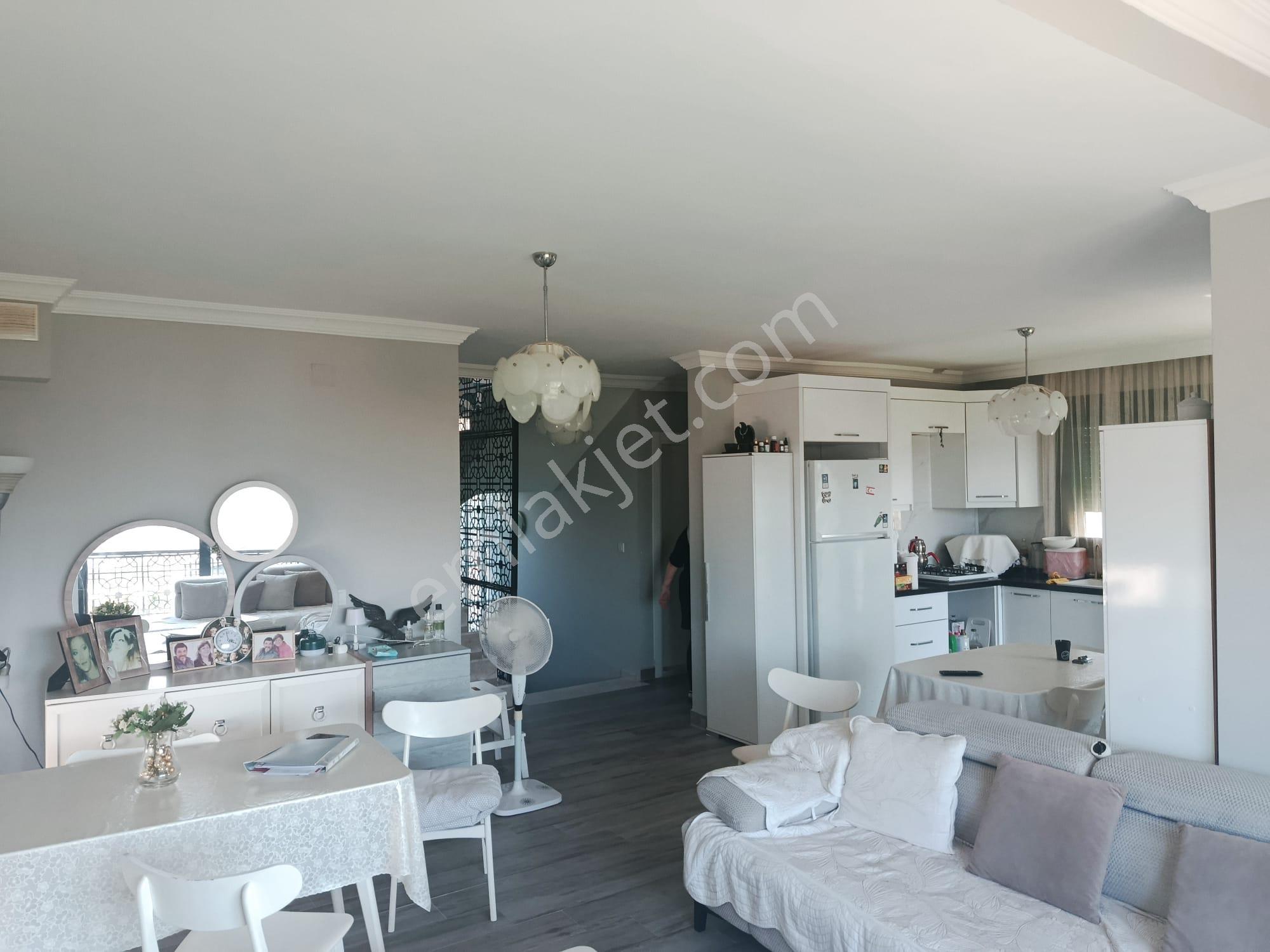 Urla İçmelerde Deniz Manzaralı Lux Yapılı Müstakil Villa - Görsel 8