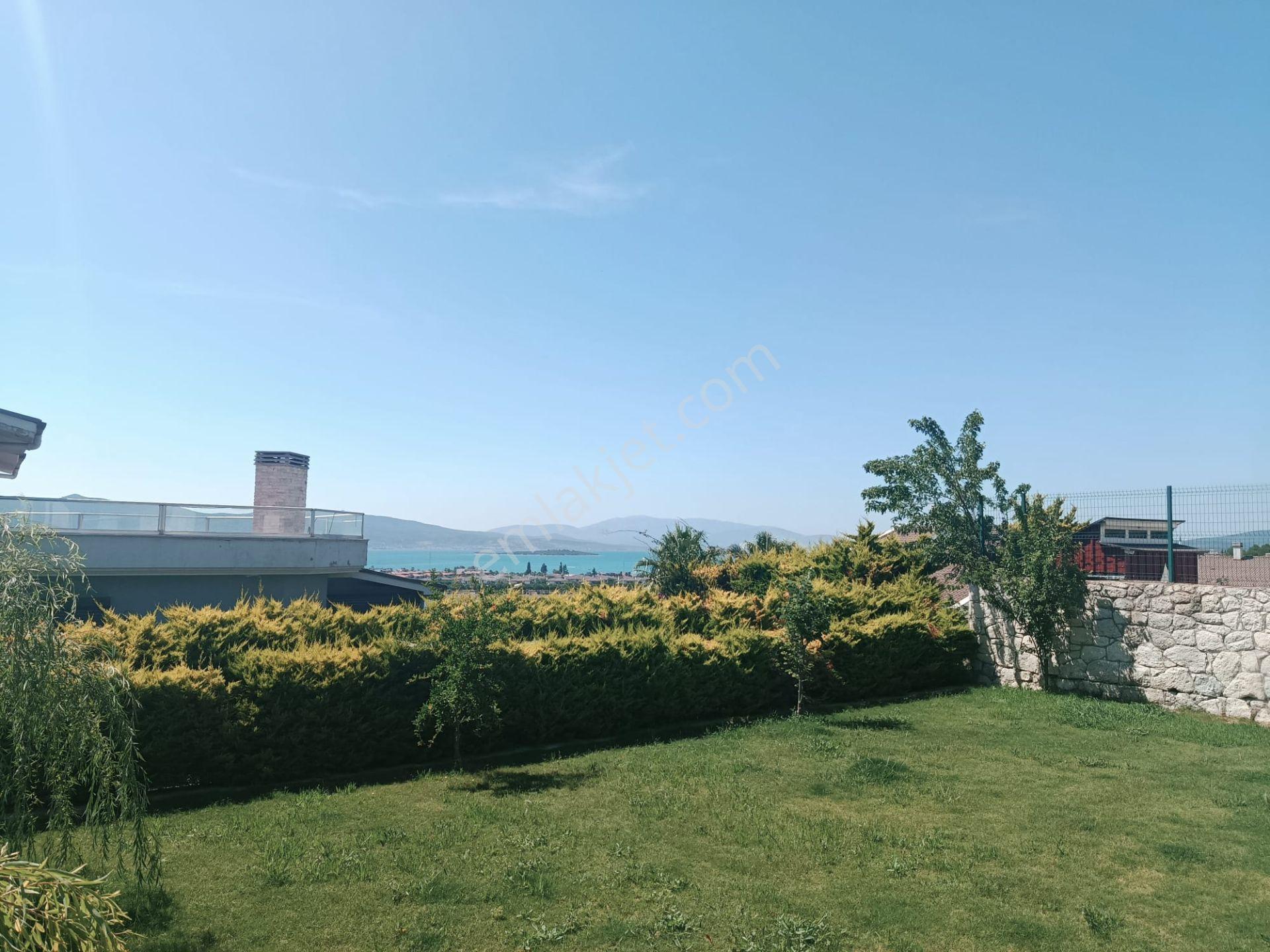 Urla İçmelerde Deniz Manzaralı Lux Yapılı Müstakil Villa - Görsel 29