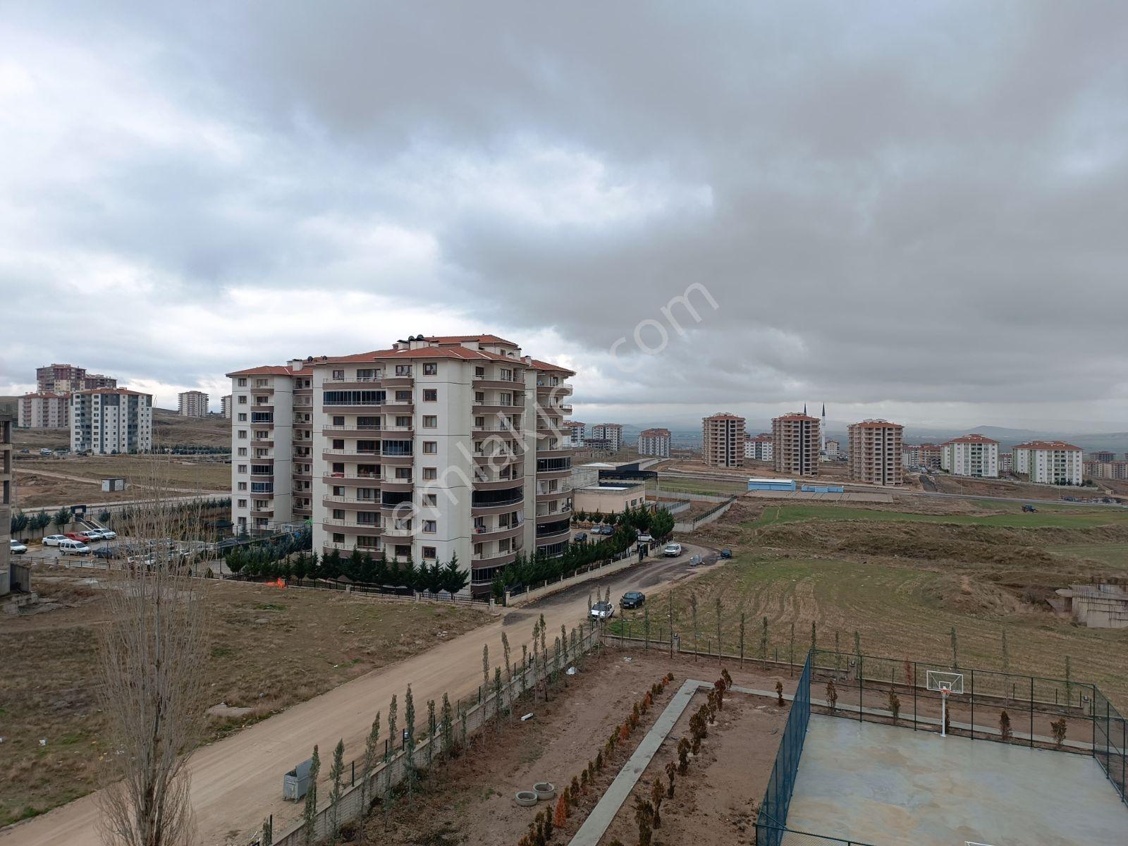 Bulvara Cephe Geniş Ve Kullanışlı 3+1 - Görsel 32