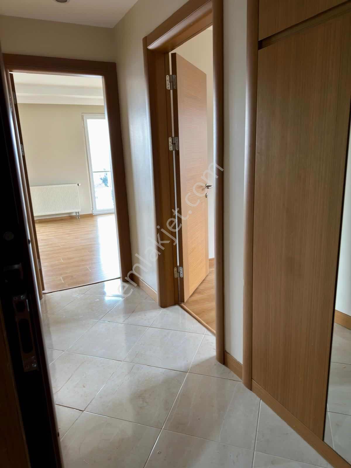 Cenk Atalay Solak'tan Statü Park'ta D.manzaralı Kiralık 79m² 1+1 - Görsel 23