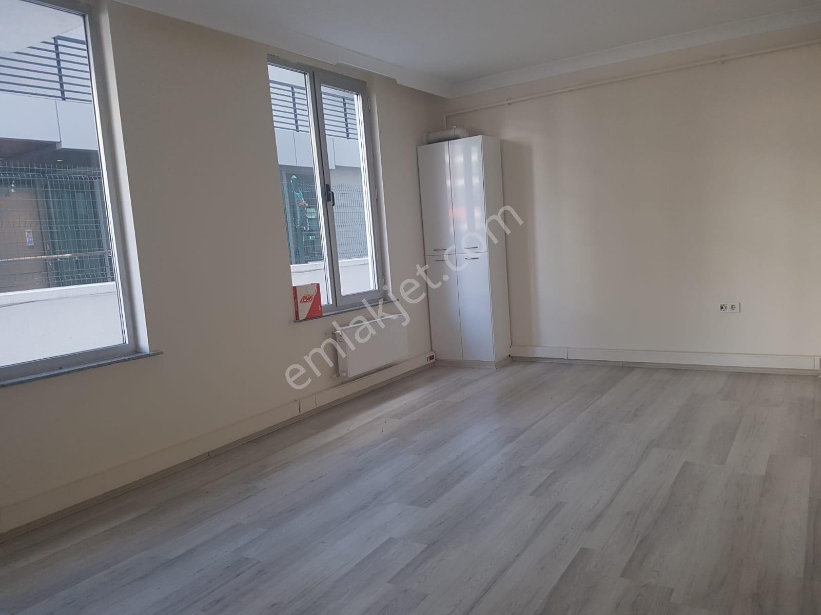 Mustafa Kemal'de İş Merkezinde Yangın Merdivenli Ofis - Görsel 2