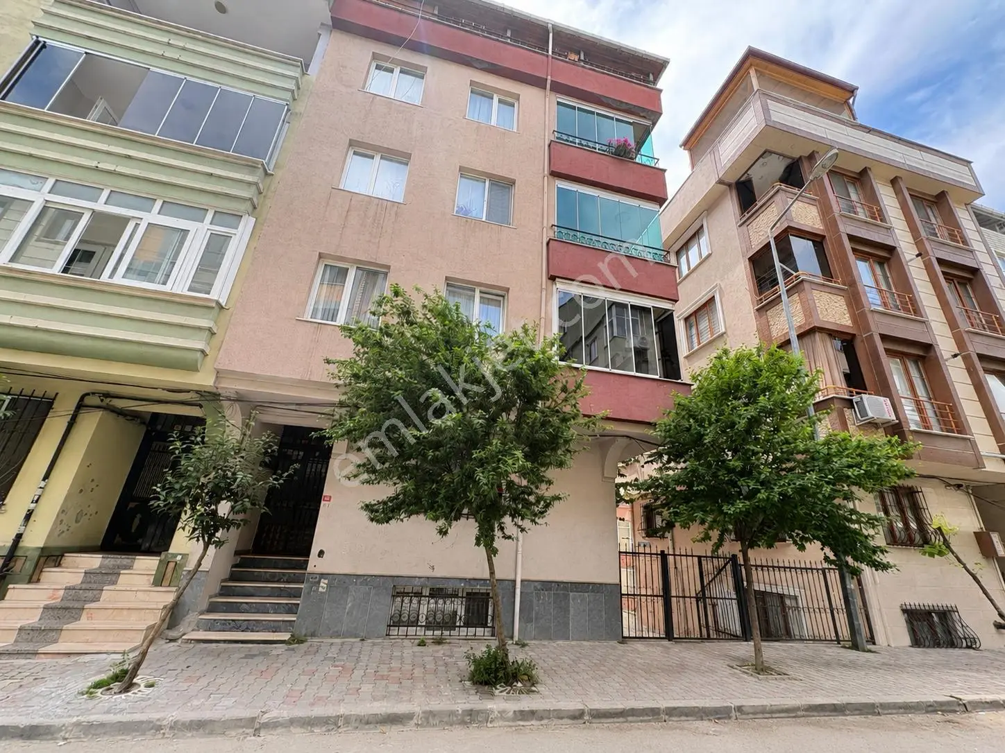 Mollateam Bayrampaşa Yıldırım Mah Satılık 2+1 Bahçeli Daire - Görsel 2
