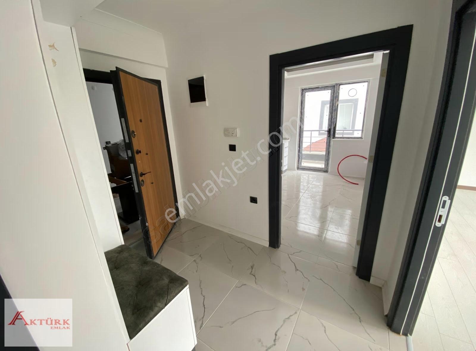 //aktürk Emlak\\|cadde Üstü | Çift Balkon Ön Cephe Ara Kat Daire - Görsel 8