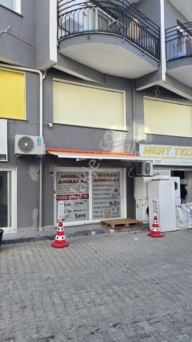 Çeşme'de Biri Kurumsal, İki Kiracılı Tek Tapu İki Dükkan - Görsel 5