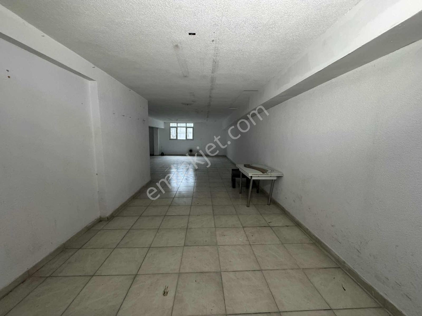 Çağlayan Vatan Caddesi'nde Cadde Üzeri Kiralık 355m² Dükkan - Görsel 7