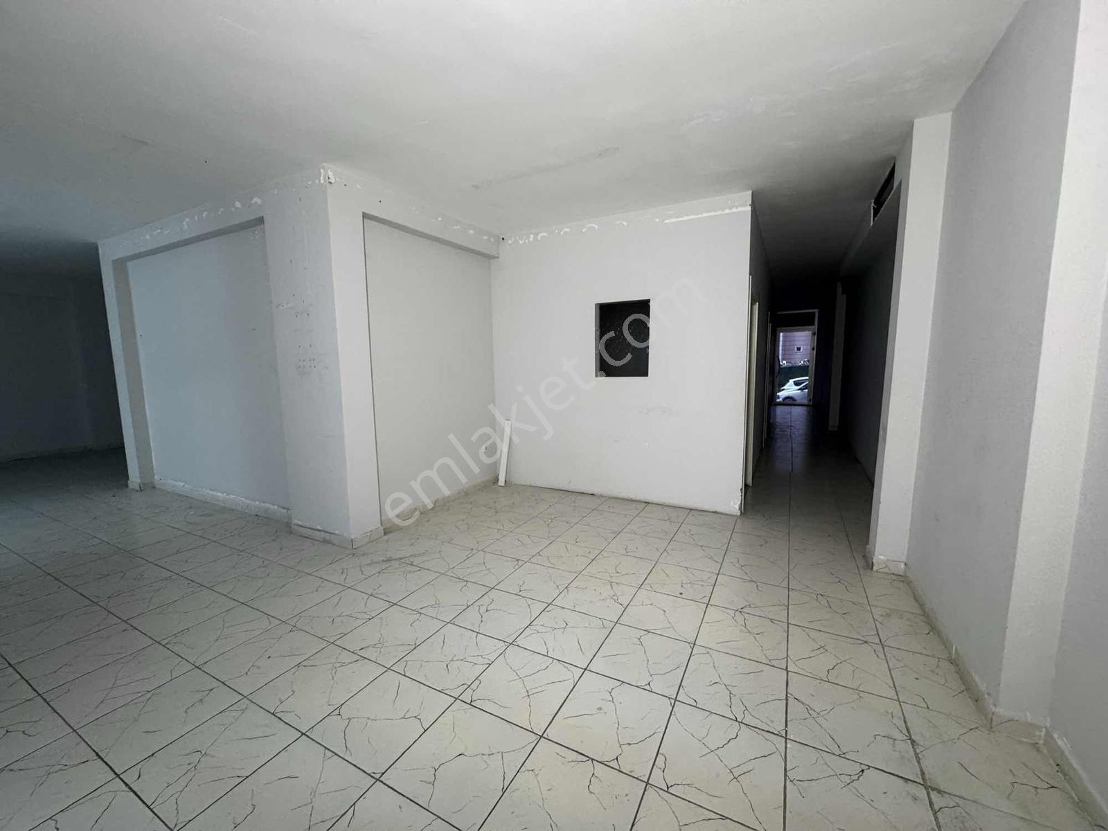 Çağlayan Vatan Caddesi'nde Cadde Üzeri Kiralık 355m² Dükkan - Görsel 10