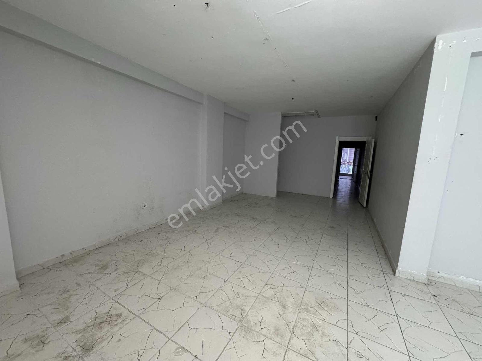 Çağlayan Vatan Caddesi'nde Cadde Üzeri Kiralık 355m² Dükkan - Görsel 32