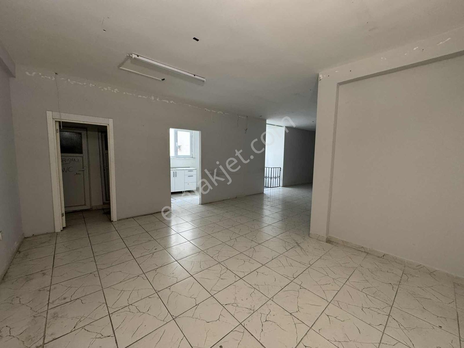 Çağlayan Vatan Caddesi'nde Cadde Üzeri Kiralık 355m² Dükkan - Görsel 22
