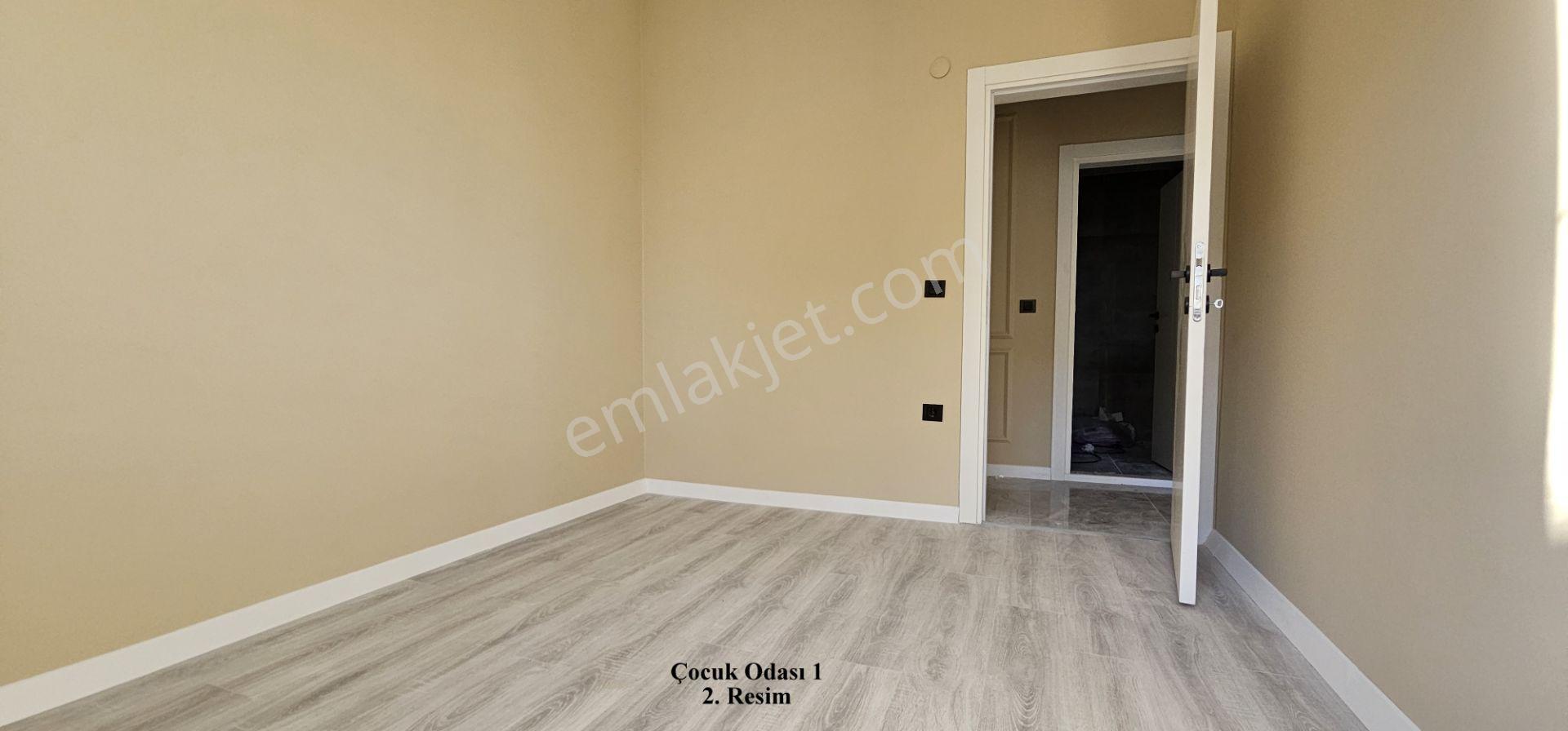 Karşıyakada Sıfır Süper Manzaralı Geniş Ferah 165 M2 Daire - Görsel 19
