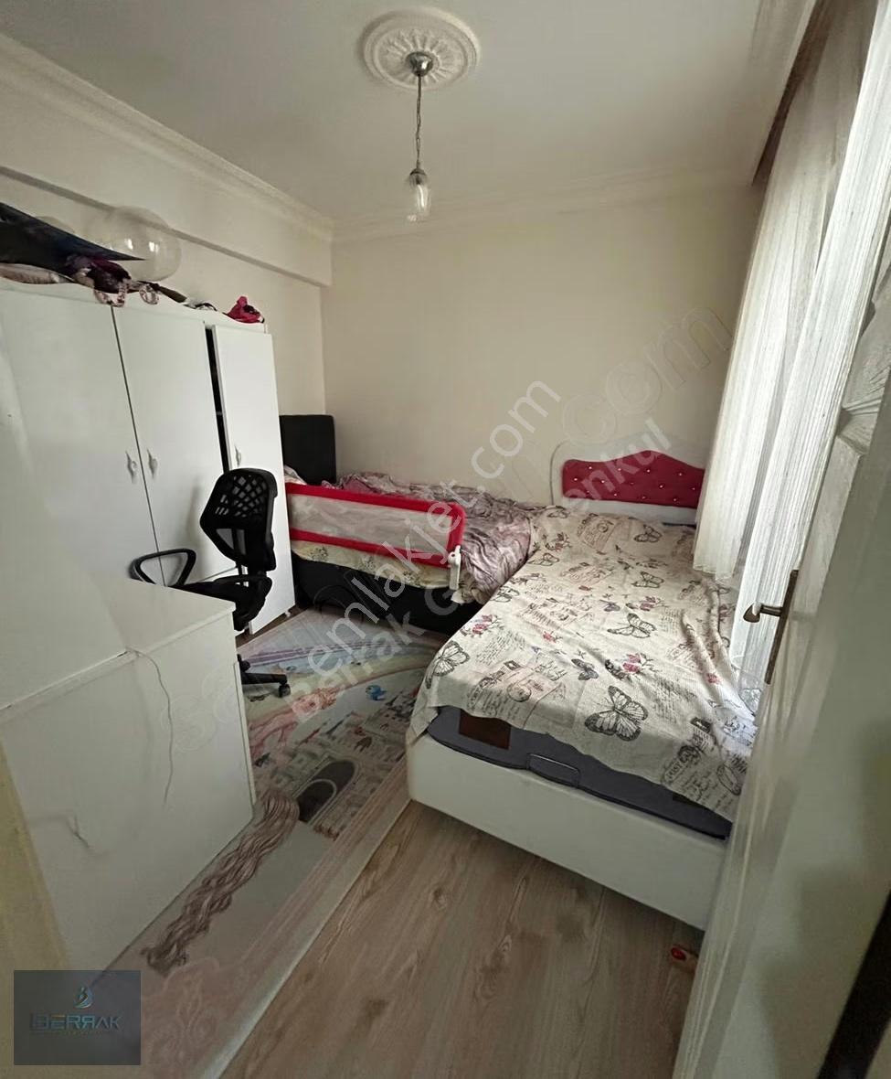 Reşadiye Mah. Cadde Üstü Satılık 2+1 Daire - Görsel 11