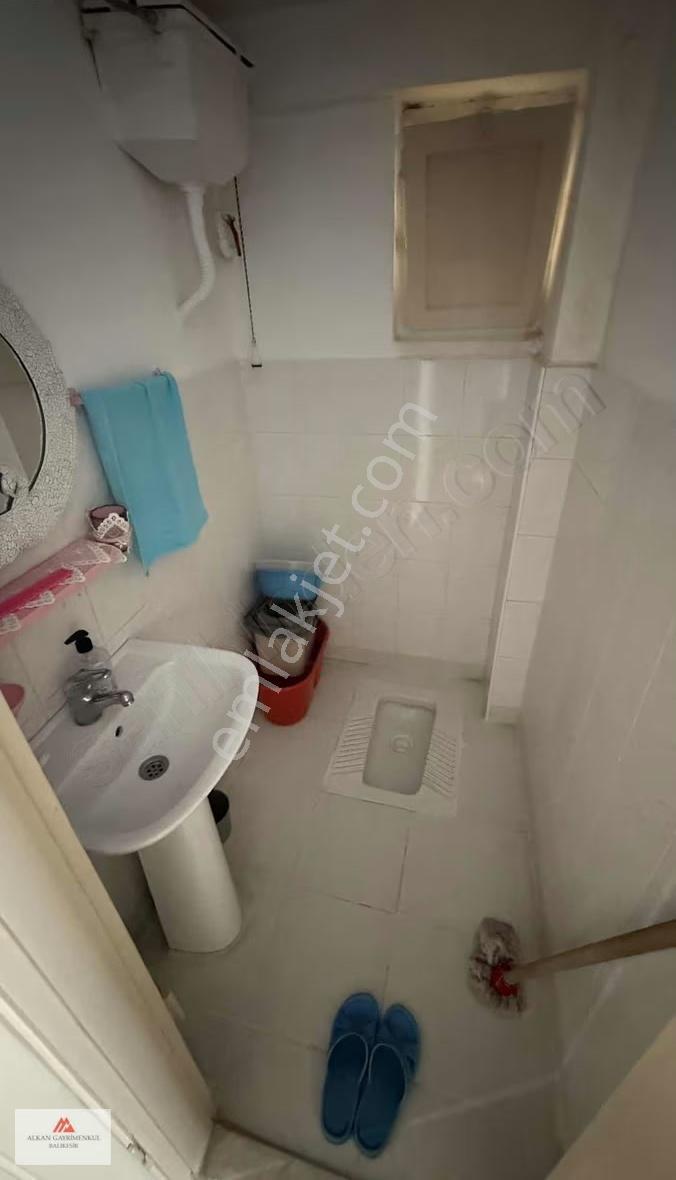 Anafartalar Caddesi Çarşı Merkezde 130 M2 3+1 Ara Kat Daire - Görsel 13