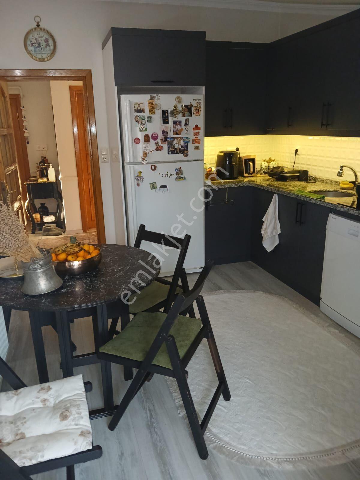 Bahçelievlerde Masrafsız Catıkat 3+1 150m² Daire - Görsel 24