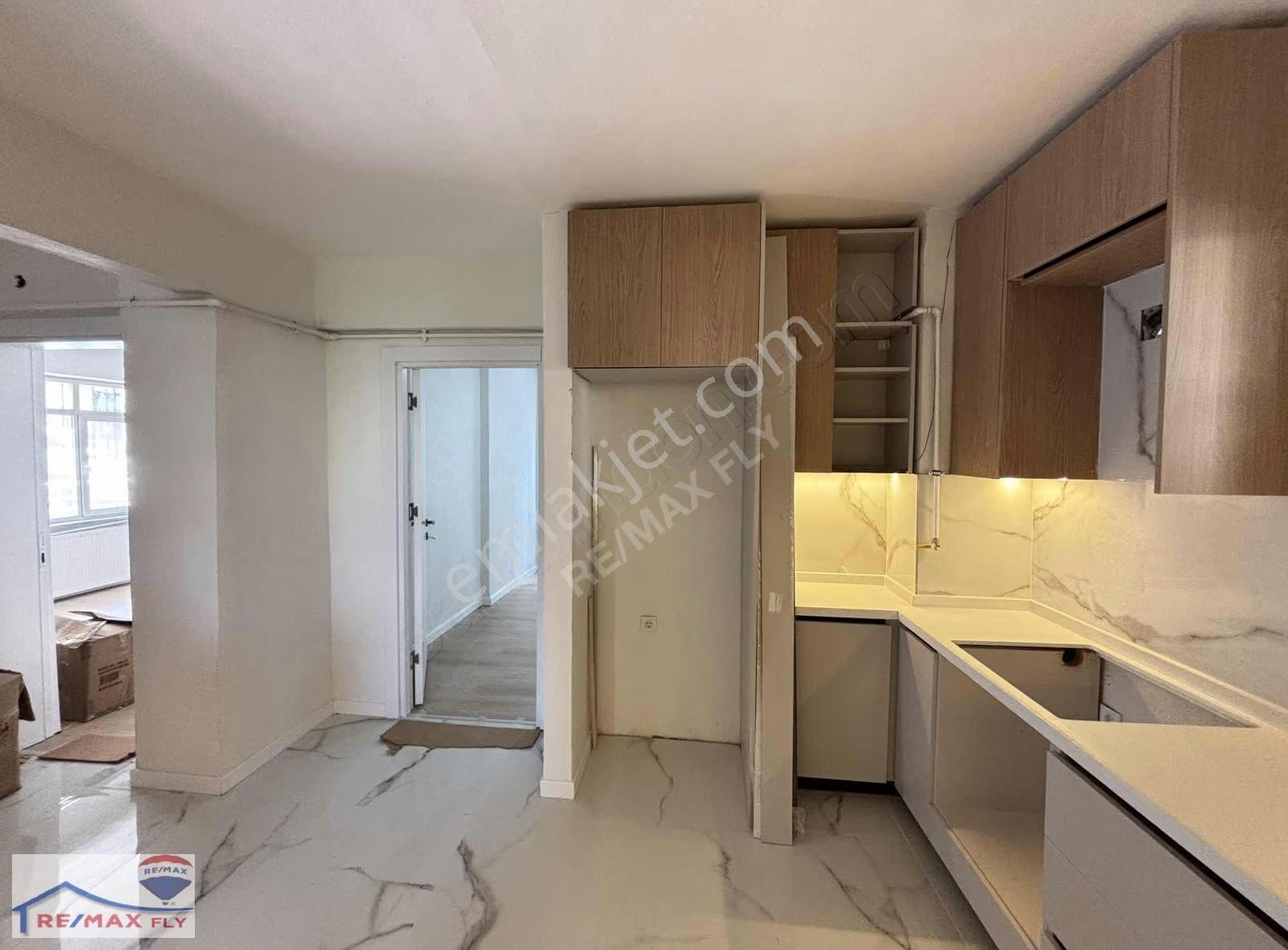 Tarabya Arabayolu Caddesinde Yenilenmiş 2+1 - Görsel 6