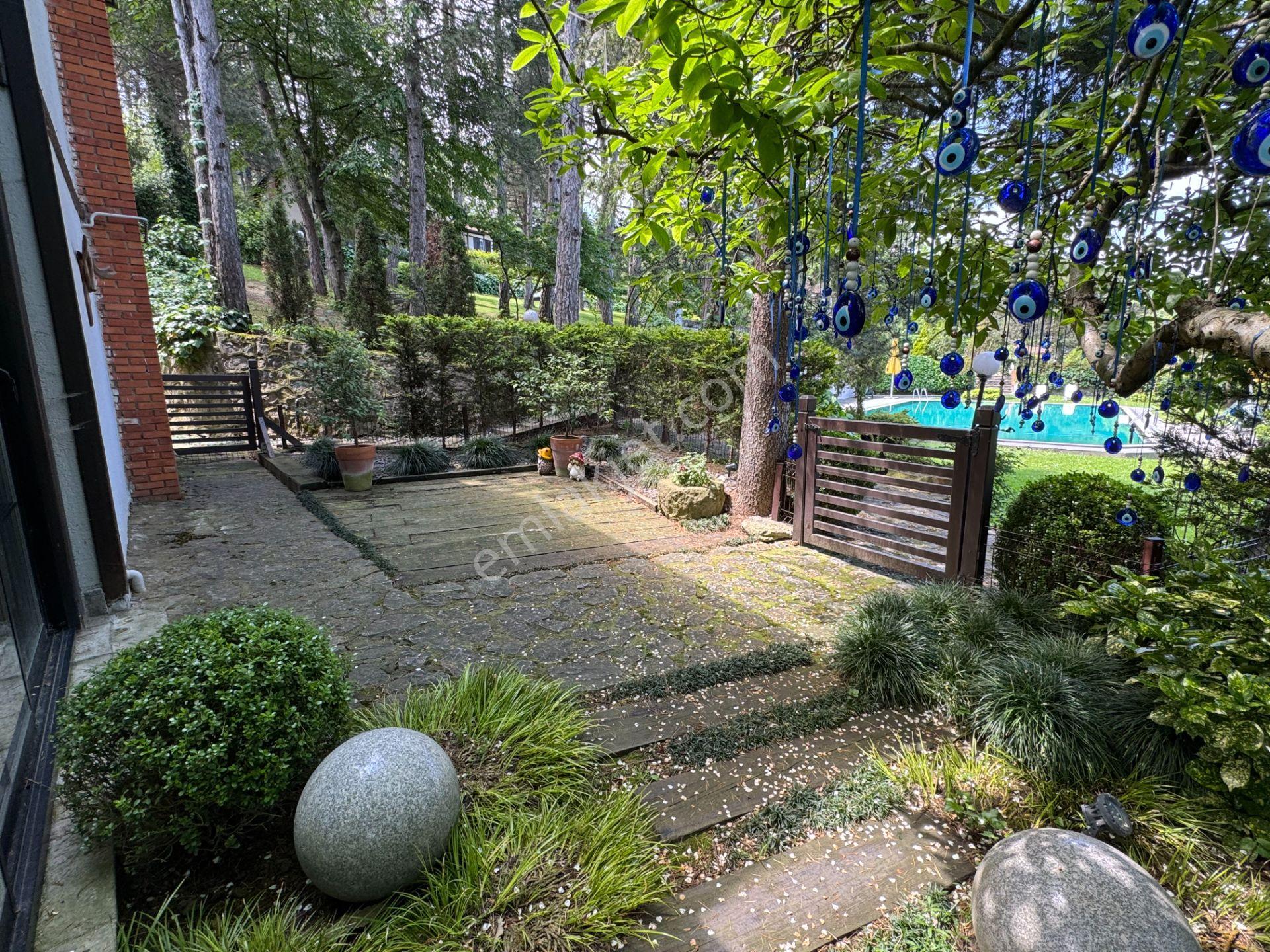 Sapanca İlmiye’de Özel Tasarım Bahçeli Satılık Villa - Görsel 10