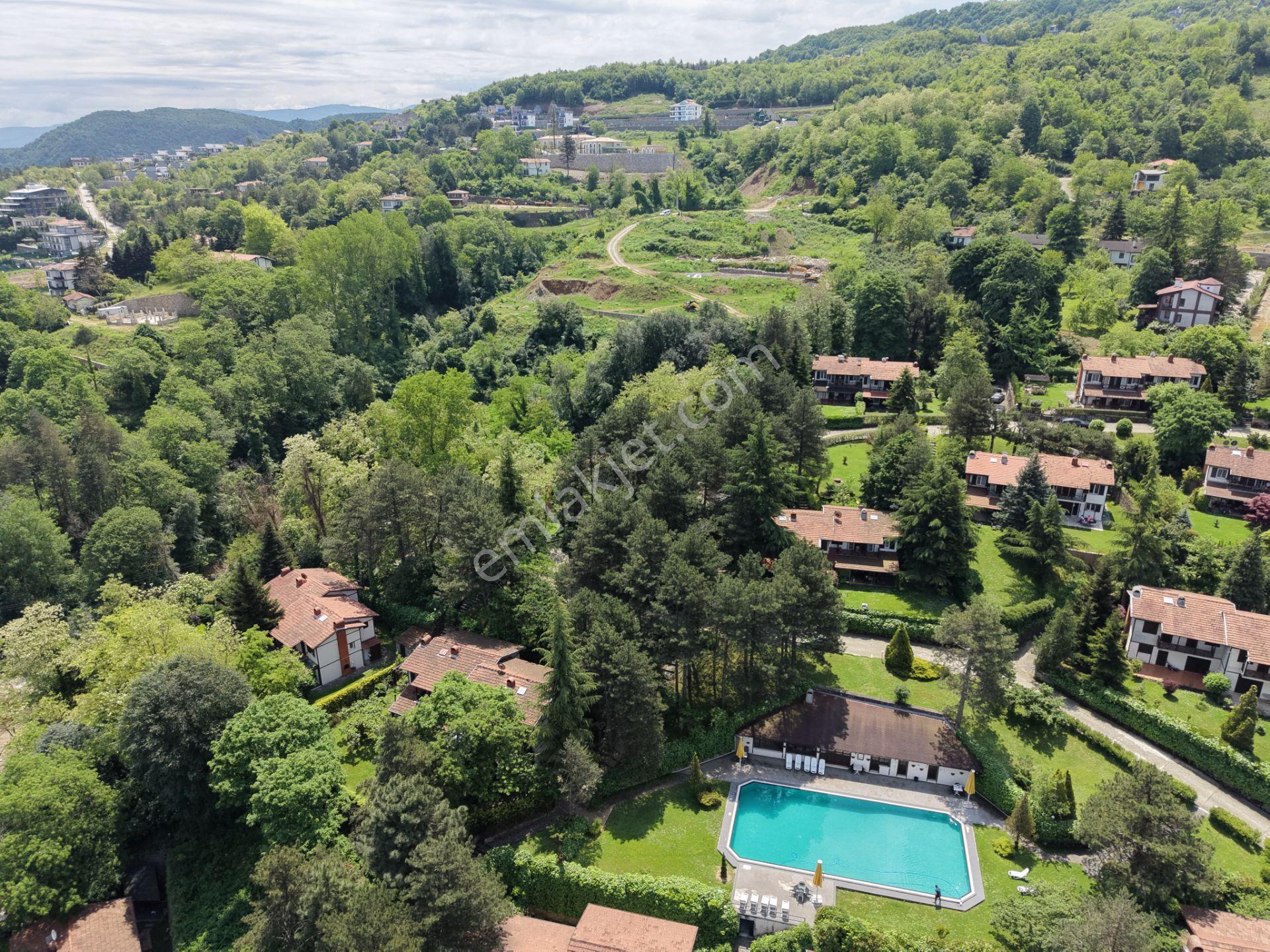 Sapanca İlmiye’de Özel Tasarım Bahçeli Satılık Villa - Görsel 12