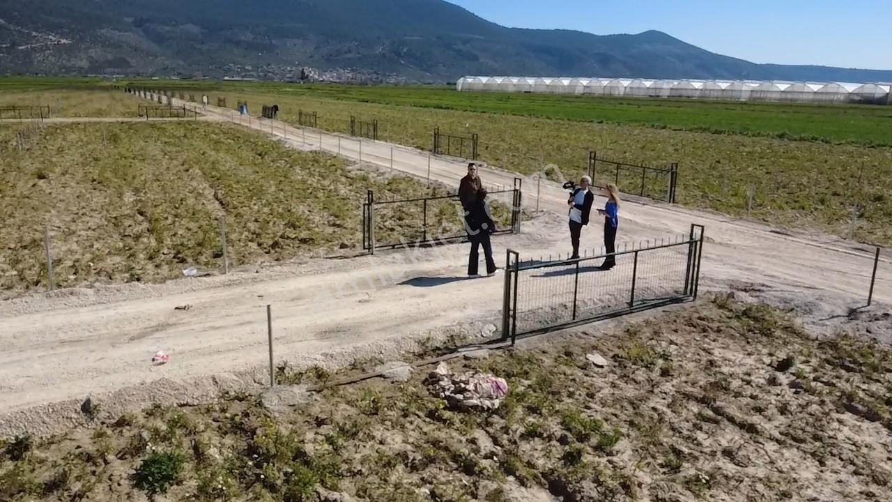Milas Yaşyer Ve Damlıboğaz Yöy Yoluna Sıfır 350m² Satılık Parsel - Görsel 17