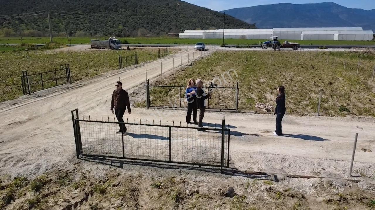 Milas Yaşyer Ve Damlıboğaz Yöy Yoluna Sıfır 350m² Satılık Parsel - Görsel 16