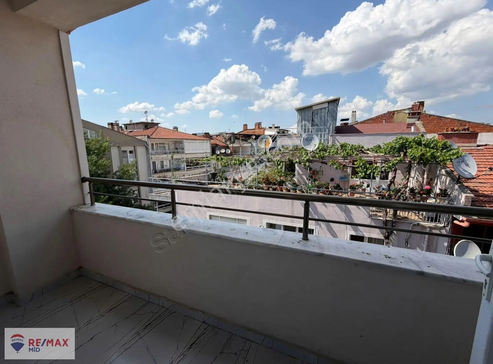 Remax Mid Atatürk Devlet Hastanesi Yakını Kiralık Eşyalı 1+1 - Görsel 5